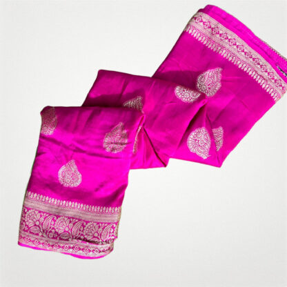 New Deginer Dola silk Bandhani saree with banarsi upada zari weaving - Image 2
