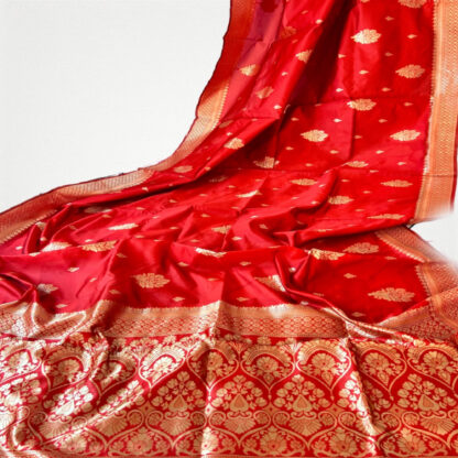 Red banarsi silk saree with zari weaving work
